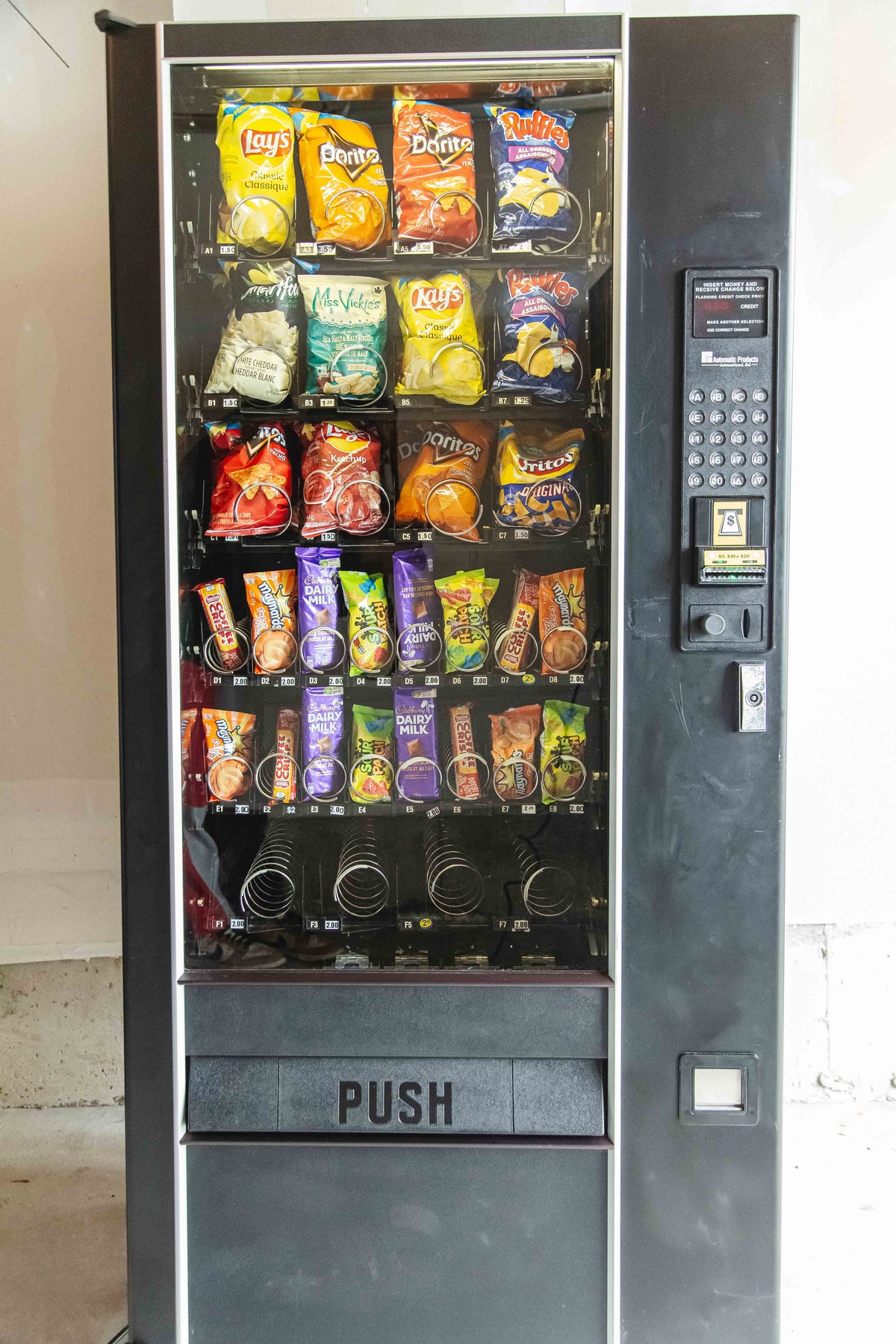 Atomic Snack Machine Snack Machine – Jaw Vending